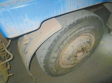 自贡男子醉卧路边&nbsp;深夜意外被拖拉机碾压身亡(图2)