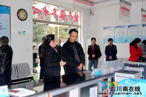 泸县接受国家级农村职业教育和成人教育示范县评审(图5)