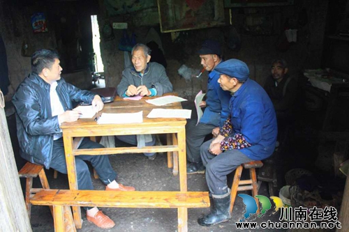 合江县档案局开展“走进解帮”活动搭起干群连心桥(图1)