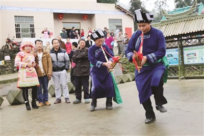 宜宾珙县3万多名苗族同胞欢乐过节(图2)