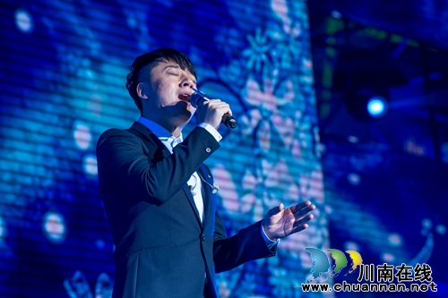 泸州:星光璀璨“华润万象之夜”(图6) 泸州:星光璀璨“华润万象之夜”(图6)