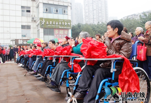 华阳街道:社区活动热情高,助力文明我先行(图2) 华阳街道:社区活动热情高,助力文明我先行(图2)