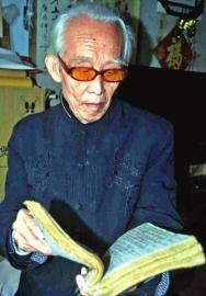 泸州最后一代背盐工 如今是书法家(图1) 泸州最后一代背盐工 如今是书法家(图1)