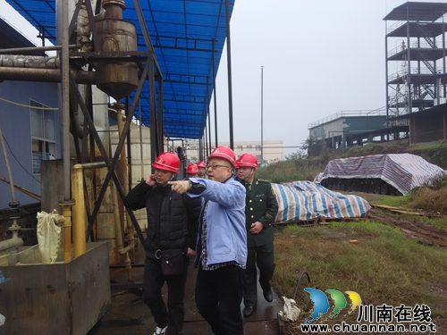 合江临港园区联合县级部门开展安全生产大检查(图1) 合江临港园区联合县级部门开展安全生产大检查(图1)