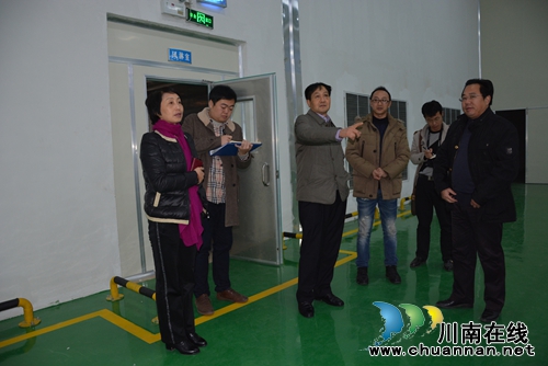 泸州市委督导组到金田纸业督查项目建设(图3) 泸州市委督导组到金田纸业督查项目建设(图3)