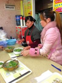泸州今年卖家多&nbsp;鲜羊肉惨遭“掉”价(图2)