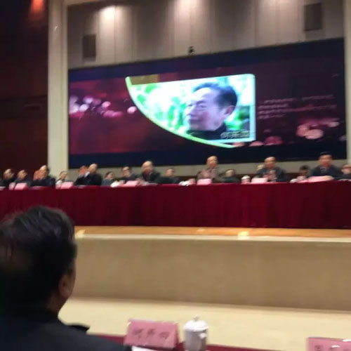 何开四获“四川省巴蜀文艺奖”终身成就奖(图2) 何开四获“四川省巴蜀文艺奖”终身成就奖(图2)