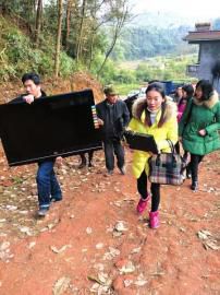 泸州一幼儿园&nbsp;拆下电视送环卫工(图1)