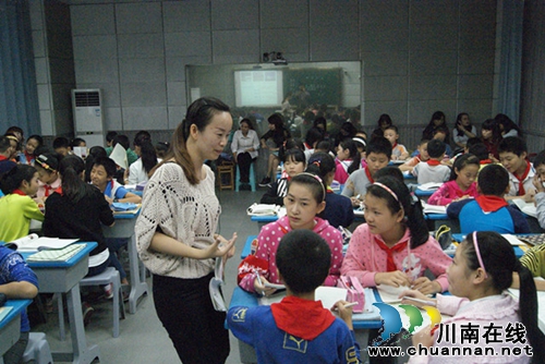 泸州十八中:定期教研成常态,“思辩互助”展芳华(图1) 泸州十八中:定期教研成常态,“思辩互助”展芳华(图1)