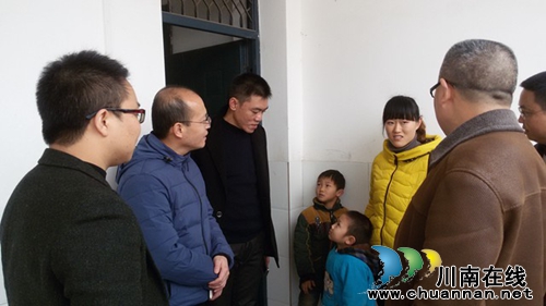 泸州市教育局到泸县调研精准扶贫工作(图1) 泸州市教育局到泸县调研精准扶贫工作(图1)