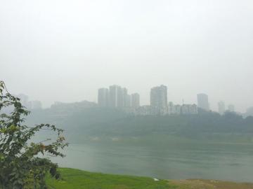今日等雨来 吹散川南四市“跨年霾”(图1) 今日等雨来 吹散川南四市“跨年霾”(图1)