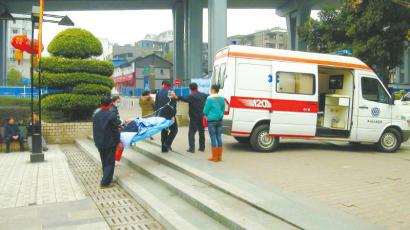 泸州120元旦受理急救电话3054起 一半是骚扰(图1) 泸州120元旦受理急救电话3054起 一半是骚扰(图1)