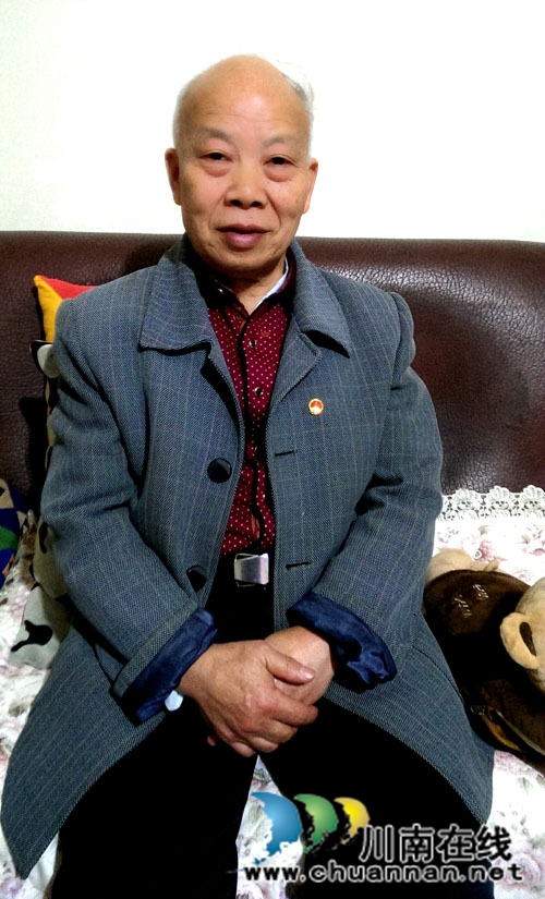富顺退休老战士 深情回忆周总理(图3) 富顺退休老战士 深情回忆周总理(图3)