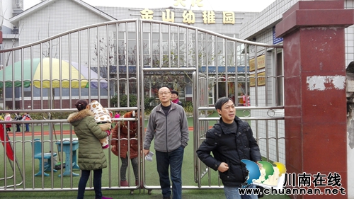 蓝田街道上：深入辖区学校切实抓安全工作(图1)