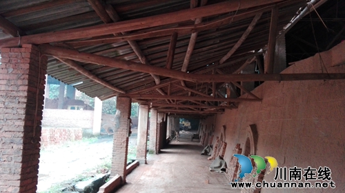 蓝田街道:查非媒矿山企业,重点抓安全稳定(图1) 蓝田街道:查非媒矿山企业,重点抓安全稳定(图1)