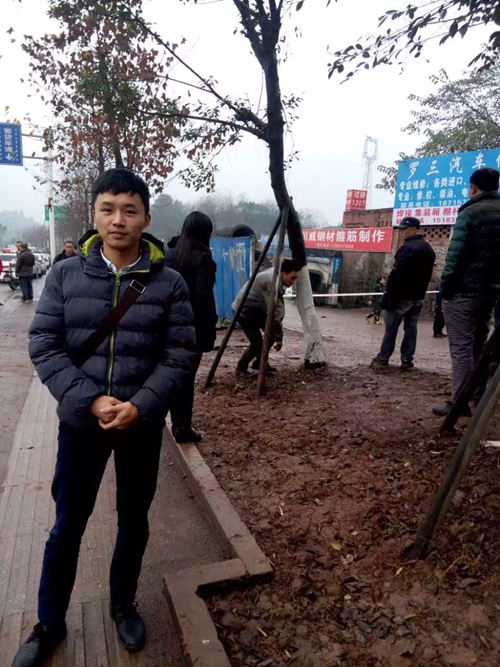 泸州关口危化品车爆炸事件已造成3死1伤(图5) 泸州关口危化品车爆炸事件已造成3死1伤(图5)