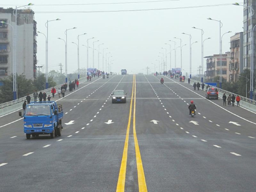 隆昌两座大桥建成通车&nbsp;游客到古宇湖不再绕行(图1)