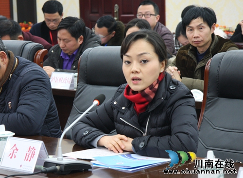 泸县建校国家中职示范校建设迎接终期评估验收(图6) 泸县建校国家中职示范校建设迎接终期评估验收(图6)