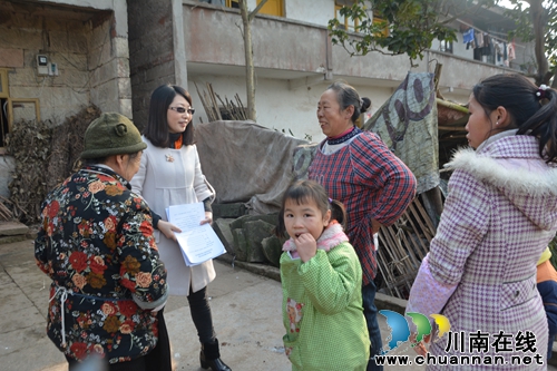 泰安街道：节前大慰问&nbsp;寒冬暖人心(图3)