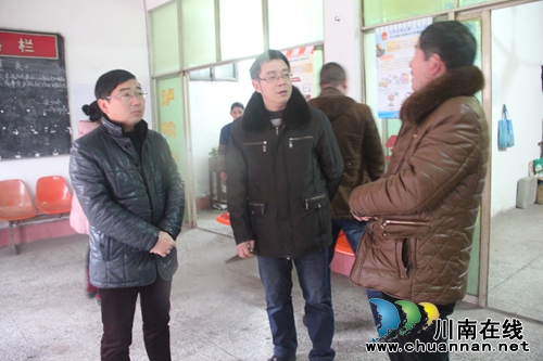 喻寺镇进行节前安全大检查(图1) 喻寺镇进行节前安全大检查(图1)