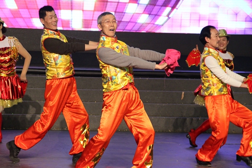 春晚好戏连台乐不停(图3) 春晚好戏连台乐不停(图3)