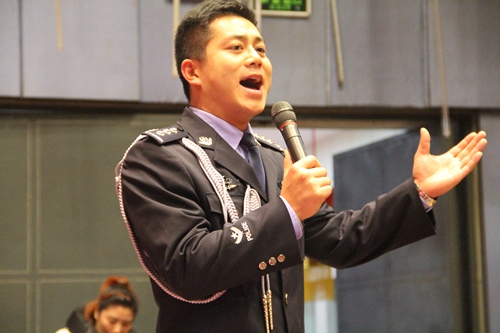 春晚好戏连台乐不停(图7) 春晚好戏连台乐不停(图7)