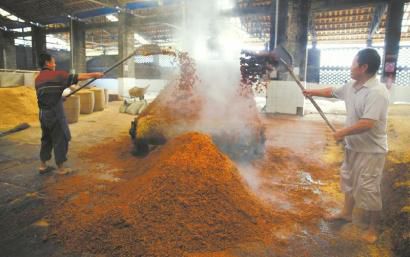 泸州高铁“主动出击”北连成都南进云贵(图1) 泸州高铁“主动出击”北连成都南进云贵(图1)