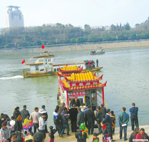 农家乐自驾游火爆 内江春节旅游收入近9亿(图1) 农家乐自驾游火爆 内江春节旅游收入近9亿(图1)