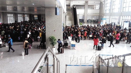 内江三大车站春节长假发送旅客9万余人次(图3) 内江三大车站春节长假发送旅客9万余人次(图3)