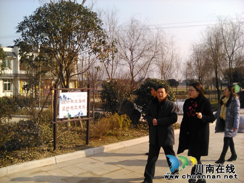 泸县县委常委、宣传部长颜习林调研嘉明镇文明建设工作(图1) 泸县县委常委、宣传部长颜习林调研嘉明镇文明建设工作(图1)