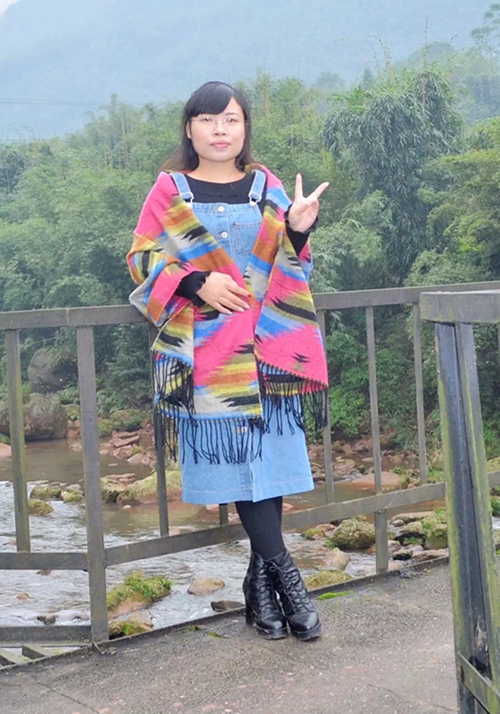 泸州叙永美女作家荣获冰心儿童文学新作奖(图2) 泸州叙永美女作家荣获冰心儿童文学新作奖(图2)