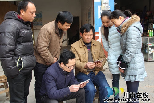 泸州 “微信党课”变党员学习新阵地(图1) 泸州 “微信党课”变党员学习新阵地(图1)