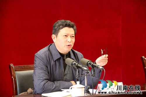 泸县召开2016年教育工作会(图2)