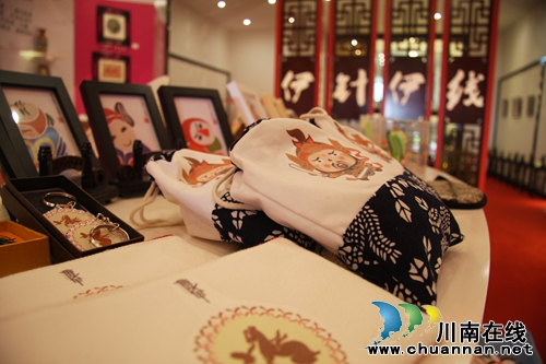 泸州：“妇女制造”精品集中亮相佳乐世纪城(图9)