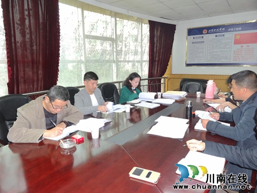 泸州市工商局到泸县督查“红盾春雷行动2016”开展情况(图1) 泸州市工商局到泸县督查“红盾春雷行动2016”开展情况(图1)