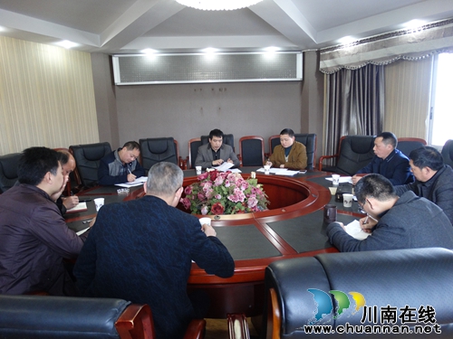 泸州市林业局领导督查泸县2016年林业工作(图2) 泸州市林业局领导督查泸县2016年林业工作(图2)