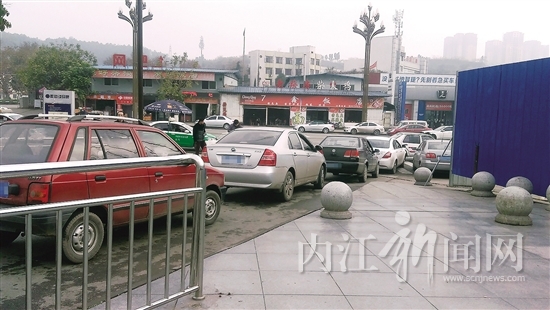 内江打击非法营运:一个多月 133辆"黑车"落网(图1) 内江打击非法营运:一个多月 133辆"黑车"落网(图1)