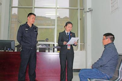 泸州女子求助法院&nbsp;川南发首张人身安全保护令(图1)