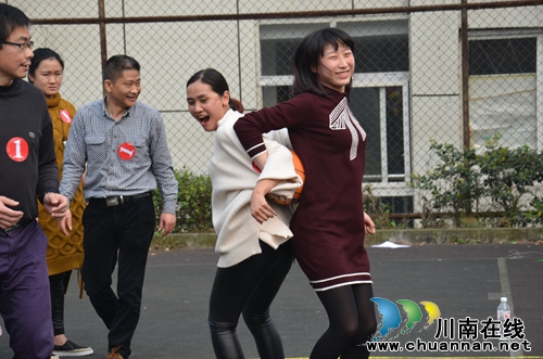 华阳街道举办纪念三八国际妇女节106周年活动(图2) 华阳街道举办纪念三八国际妇女节106周年活动(图2)