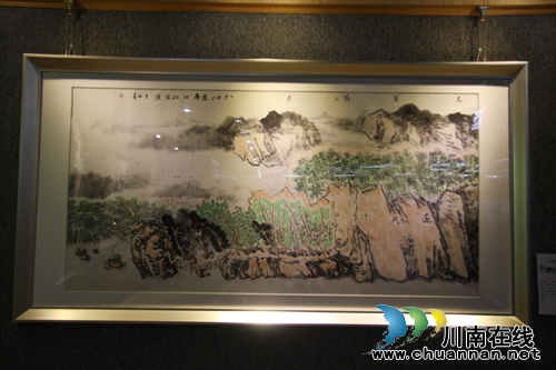 泸州:画家回乡办画展 百岁伯母来“助阵”(图5) 泸州:画家回乡办画展 百岁伯母来“助阵”(图5)