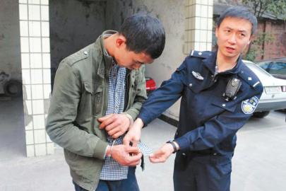 内江摩托司机肇事致人死亡&nbsp;30小时被捉拿归案(图1)