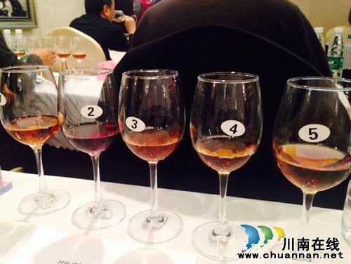 选出你心中的哪款酒&nbsp;2016酒博会青酌奖开品(图1)