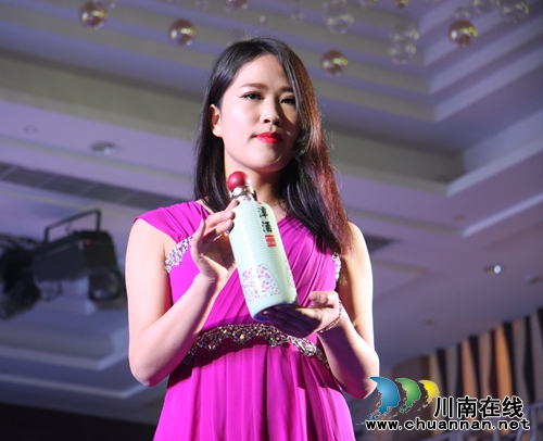 2015年度“青酌奖”十佳酒类新品今日揭晓(图6) 2015年度“青酌奖”十佳酒类新品今日揭晓(图6)