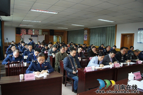泸县召开国卫迎复审集贸市场整治工作推进会(图4) 泸县召开国卫迎复审集贸市场整治工作推进会(图4)