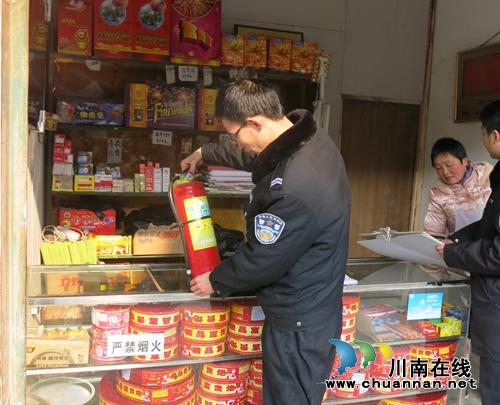 合江榕右派出所辖区连续两月“零发案”(图3) 合江榕右派出所辖区连续两月“零发案”(图3)