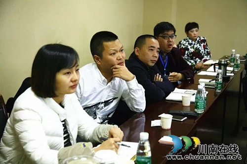 申万宏源、光大证劵等多家机构联合赴潭酒调研(图6)