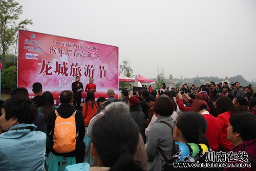 泸县龙桥百花洲&nbsp;万千游人踏春游(图1)