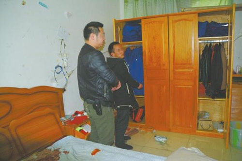 内江男子因爱生恨连杀三人 民警神速缉凶(图1) 内江男子因爱生恨连杀三人 民警神速缉凶(图1)