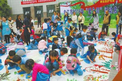 全球仅存500只 内江首现青头潜鸭(图1) 全球仅存500只 内江首现青头潜鸭(图1)