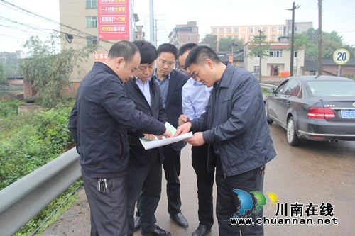泸县副县长周昌海率队调研全民预防保健工作(图2) 泸县副县长周昌海率队调研全民预防保健工作(图2)